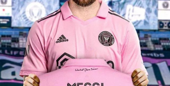 L’annonce officielle est faite ! Messi a décidé de porter le maillot n°10 de Miami