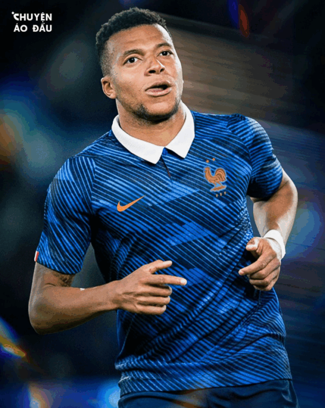 Le nouveau maillot domicile des Bleus 2026 : l’élégance du bleu entre tradition et modernité
